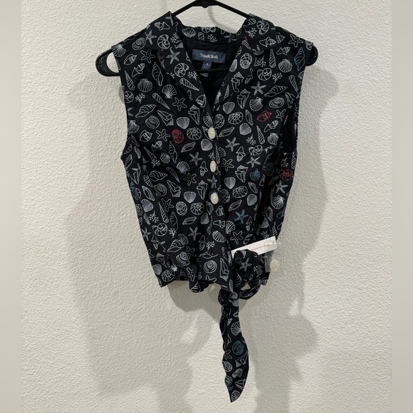 NWT ModCloth Seashell Novelty Linen Blend Black White Red Blue Sleeveless Top S - Picture 2 of 14